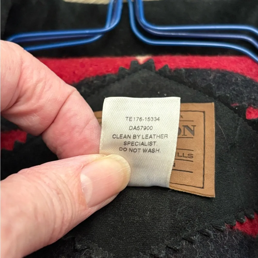 Pendleton Red and Black Woolen Jacket - Picture 8 of 14